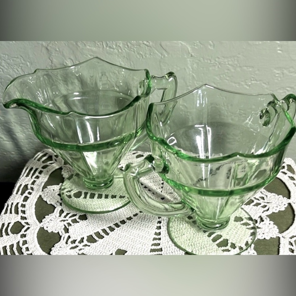 Vintage Green Depression Glass Creamer & Sugar Liberty Works Egg Harbor Pattern